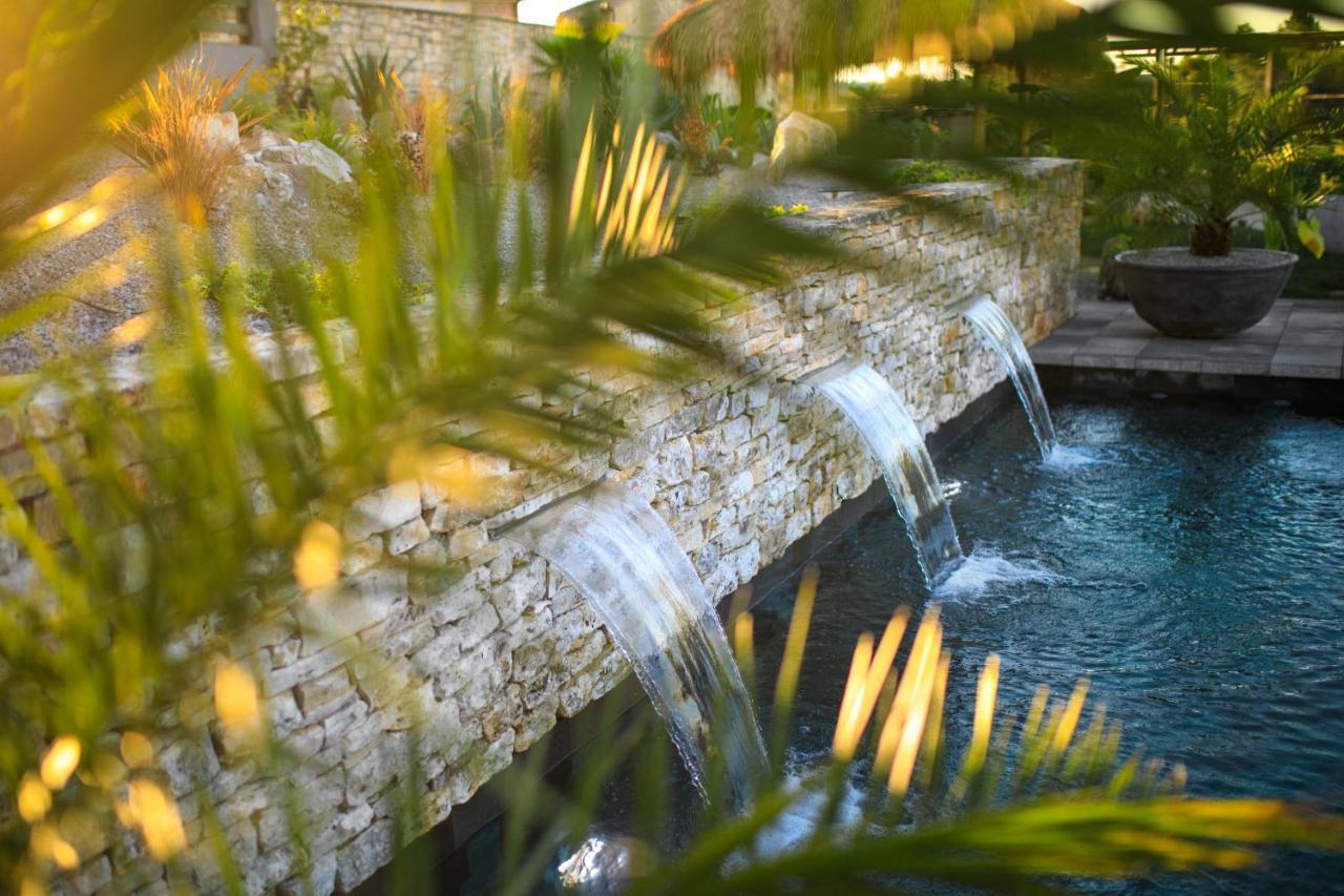 Villa Merapi Sveti Lovreč Pazenatički Esterno foto